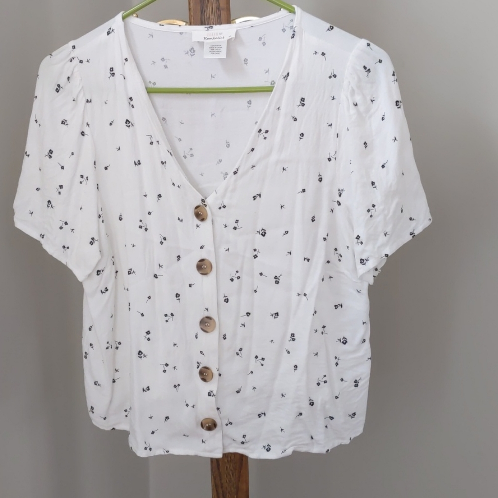 White button down blouse